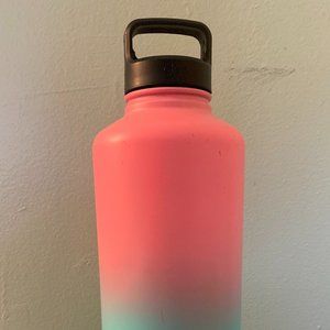 Simple Modern 84 oz water bottle